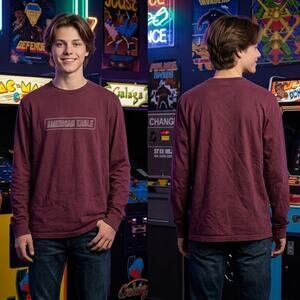 American Eagle Box Logo Burgundy Long Sleeve T-Shirt Men’s Size XS 30-32